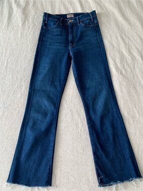 MOTHER Jeans The Hustler Ankle Fray Flare  Women's size 25 in Dark Wash groovy